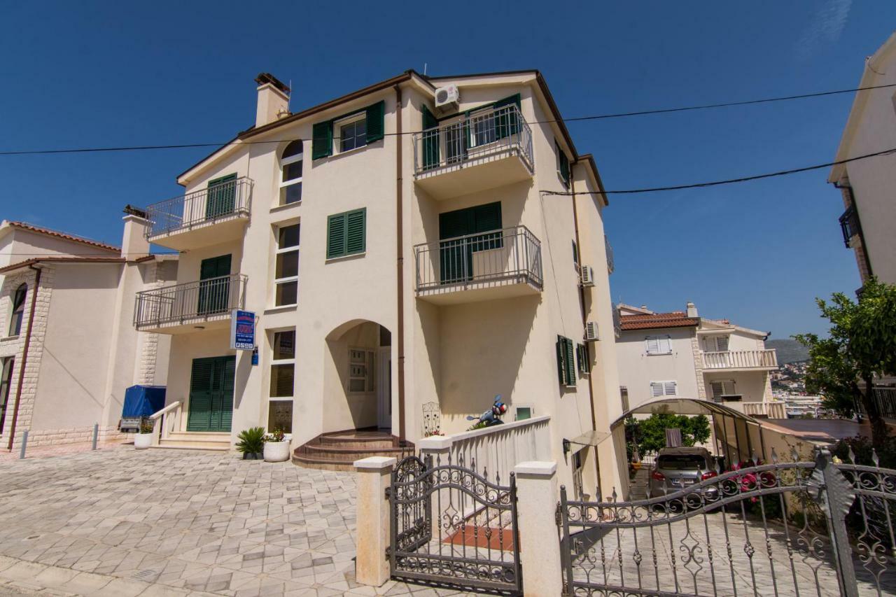 Apartmani Juric Trogir Luaran gambar